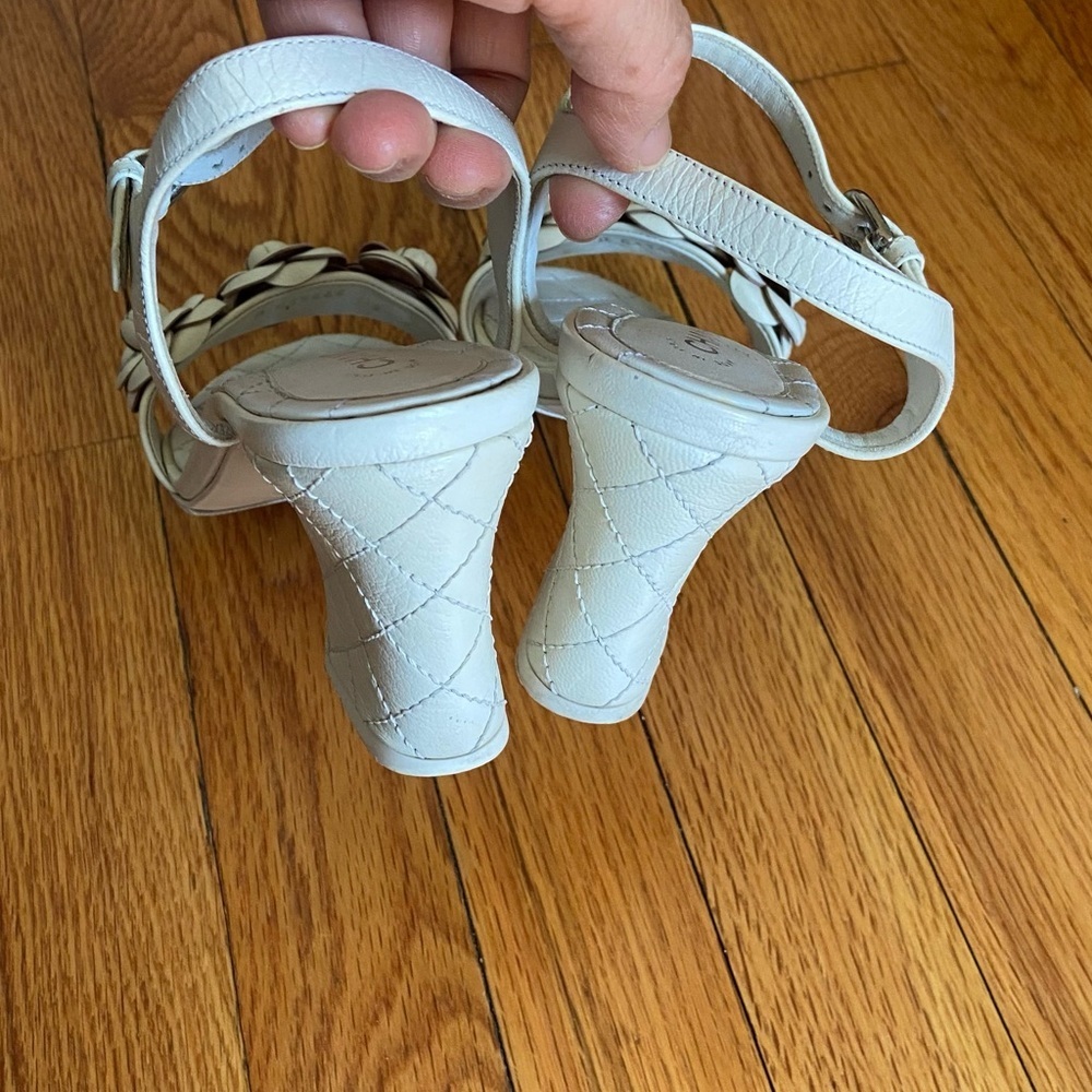 Chanel White Floral Women's Sandals - Picture 8 of 10